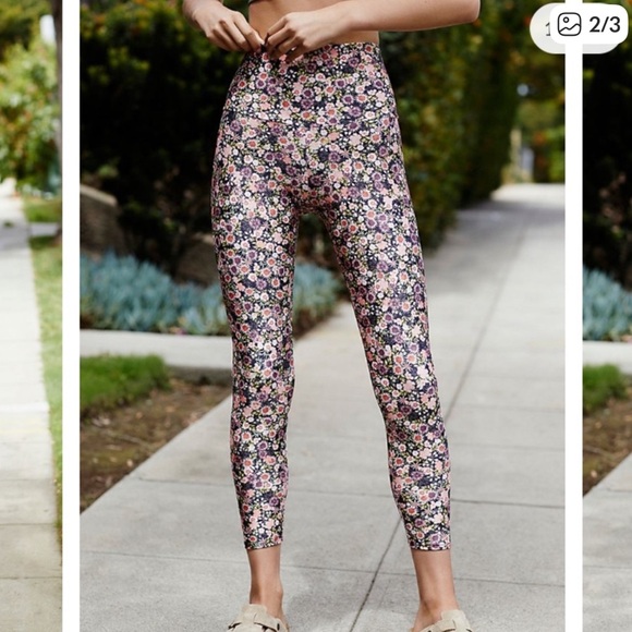 Free People Onzie Daisy High Rise Leggings S/M GUC - Picture 2 of 7